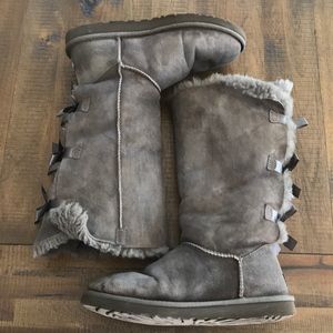 Uggs Grey size 9